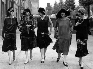 1920 flappers in Paris